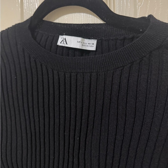 Zara Black Ribbed Cropped Long Sleeve Top | Size L - Picture 3 of 7